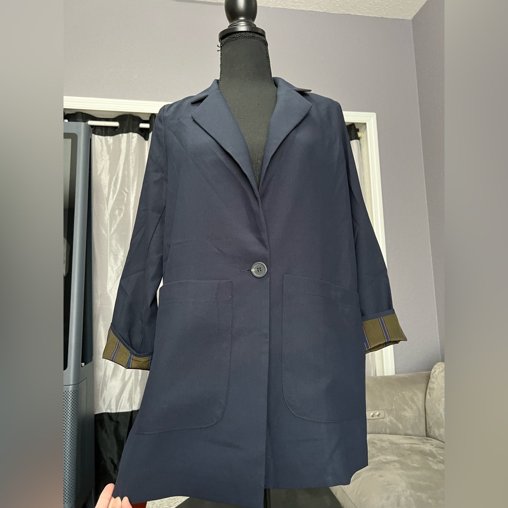 Blazer - Picture 2 of 7
